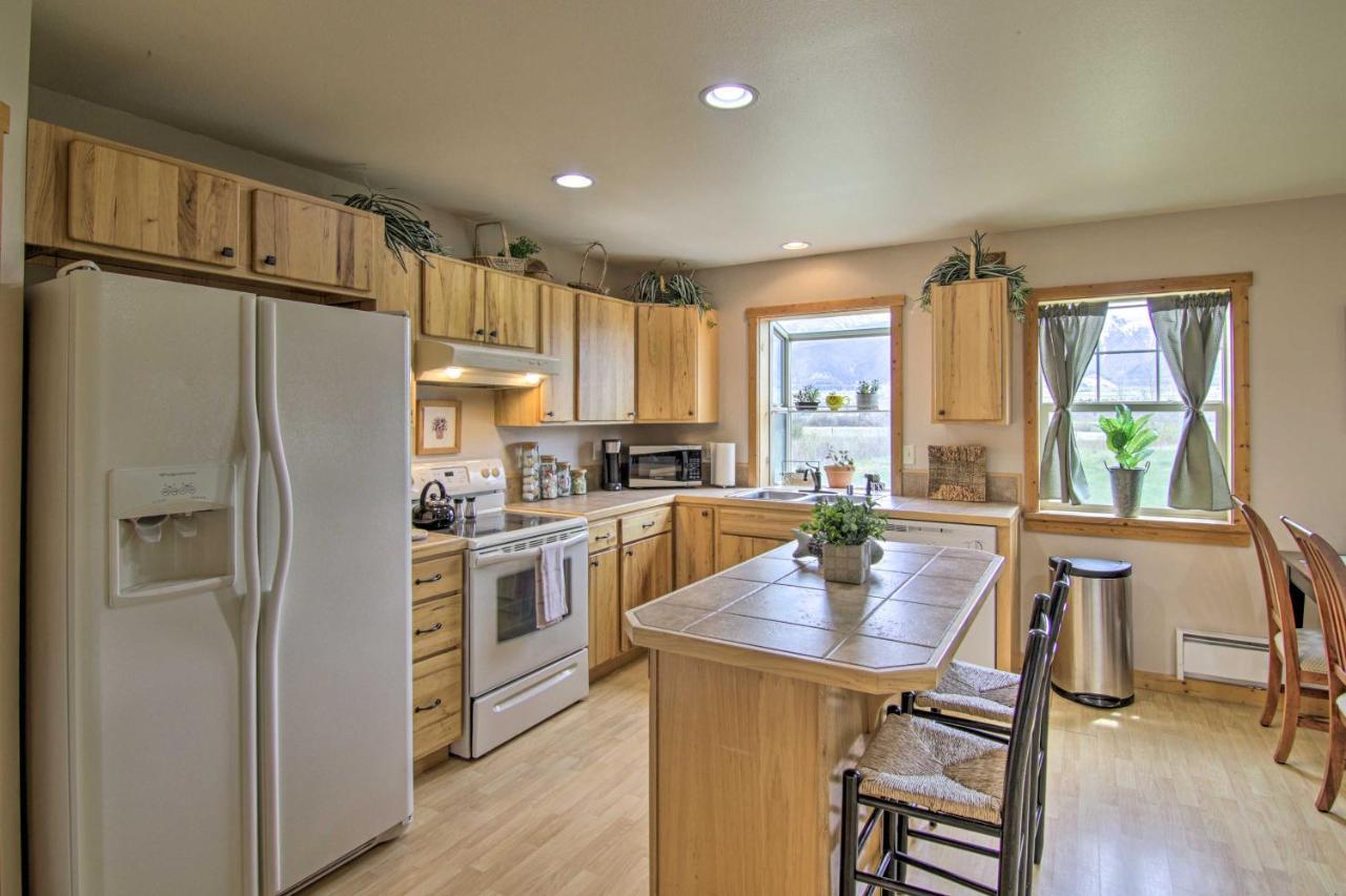 Airy Emigrant Townhome With Sweeping Mtn Views! Dış mekan fotoğraf